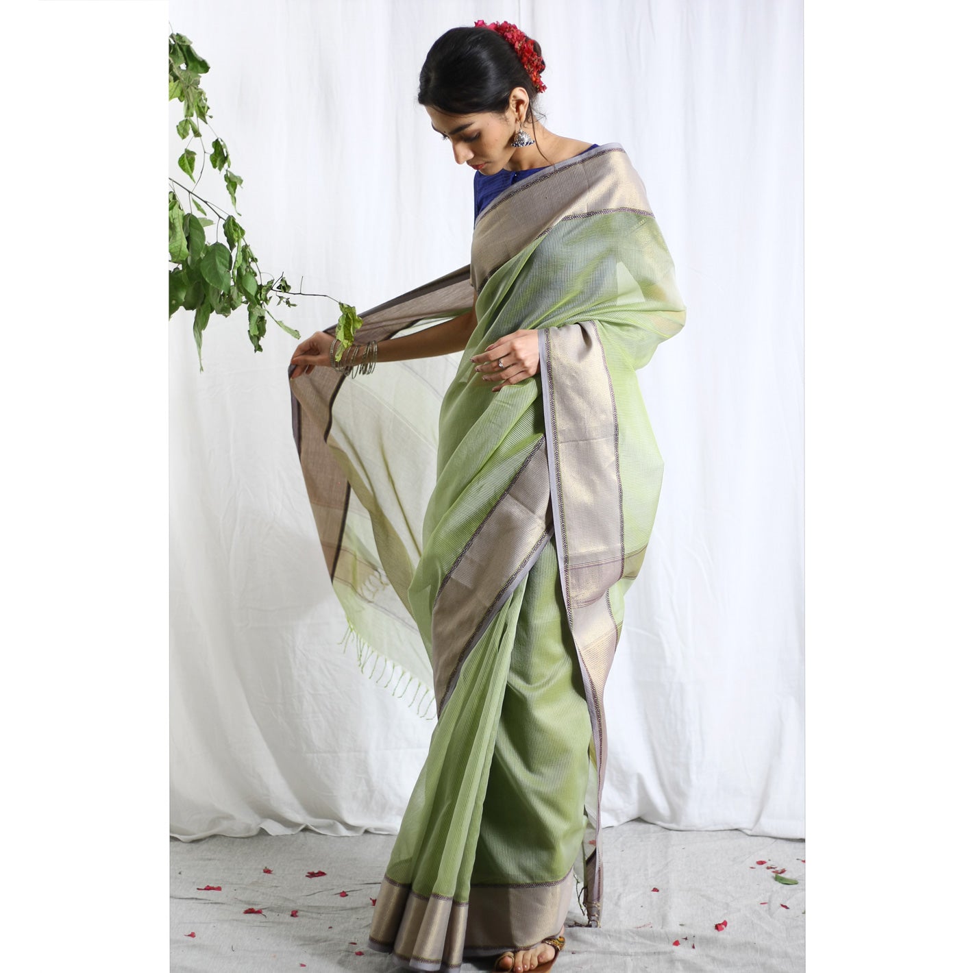 Taar Ecoloom Cotton Silk Saree