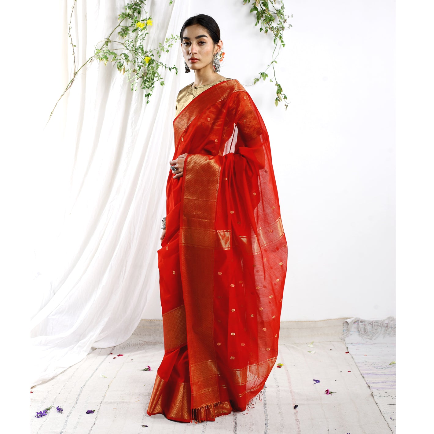Parampara Silk Cotton Buti Ecoloom Saree