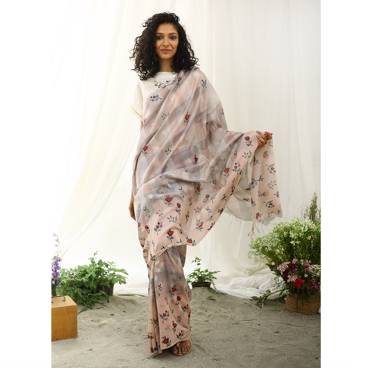 Swan Ecoloom Floral Printed Saree
