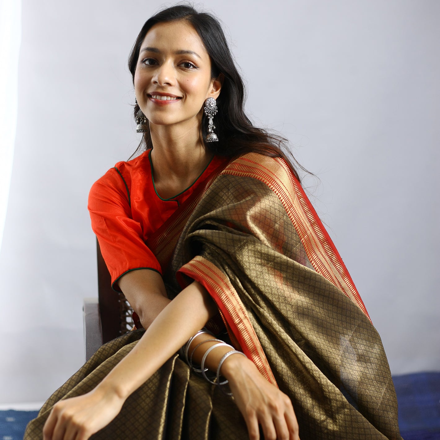Trikona Jhumka In Silver