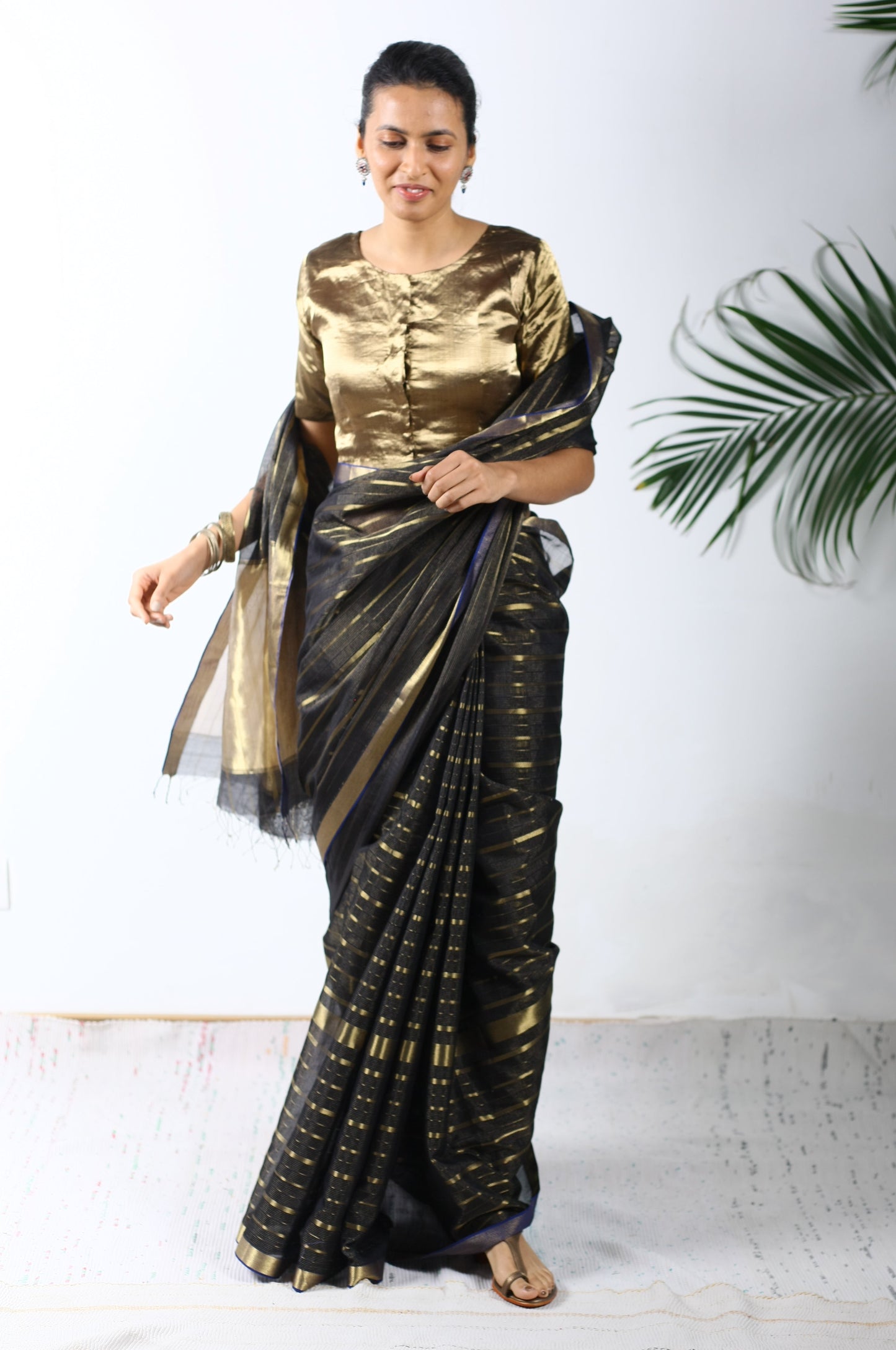 Gayetri Ecoloom Cotton Silk Saree Black Gold