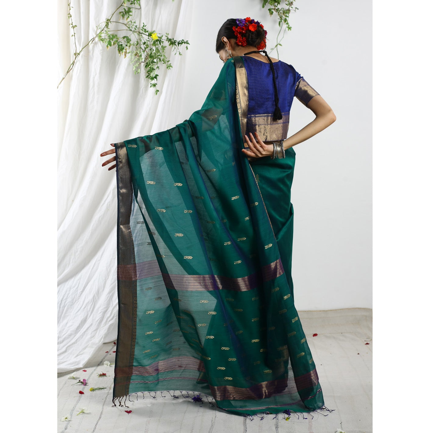 Amira Silk Cotton Buti Ecoloom Saree